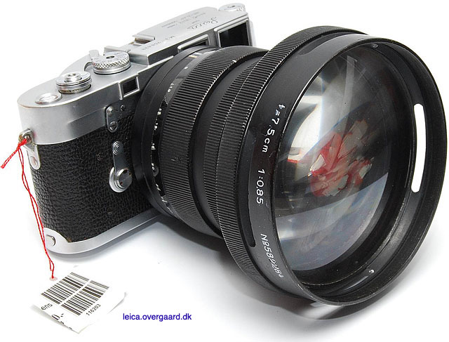 This sweet prototype of a f/0.85 75mm, or very limited edition made for the US military, was sold on auction for 4,000 Euro in 2008. I should have bought it.
